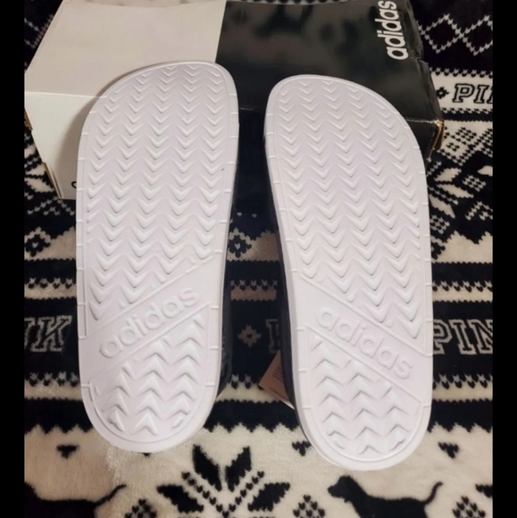 Adidas Sandals Womens size
10 available new - Picture 6 of 6